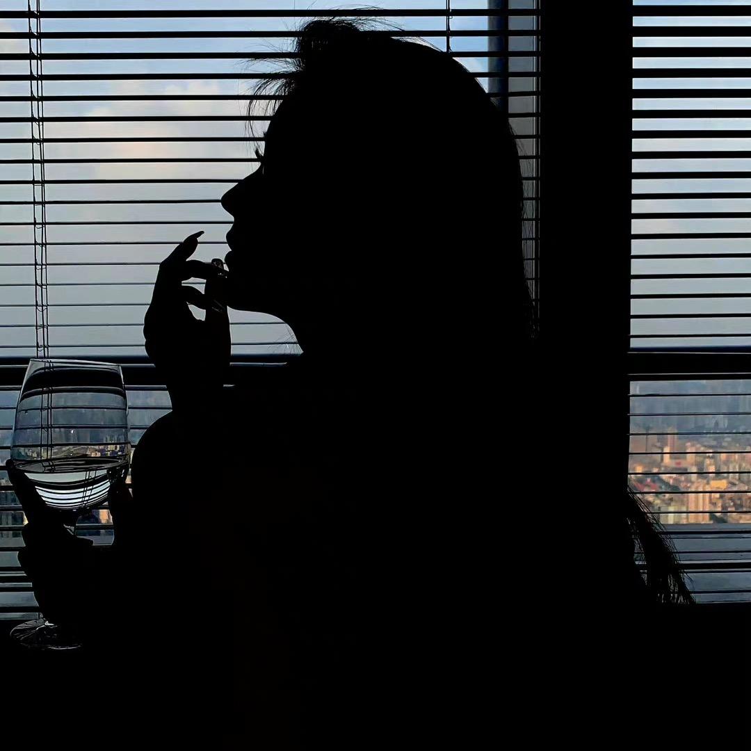 绝世恐龙女