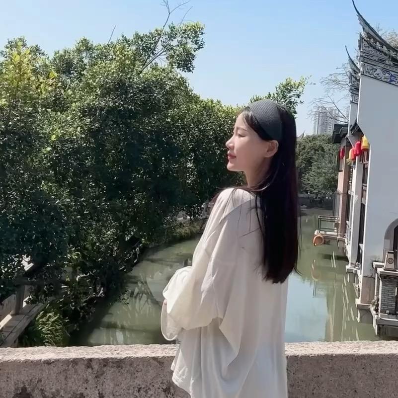 老板娘欣昕（刘文文）