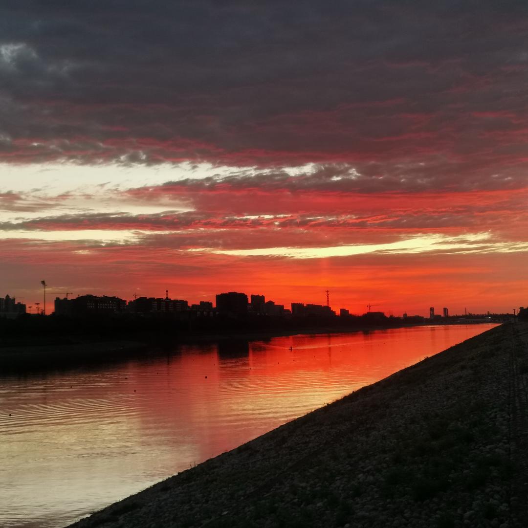 派胜中考体育西安李老师