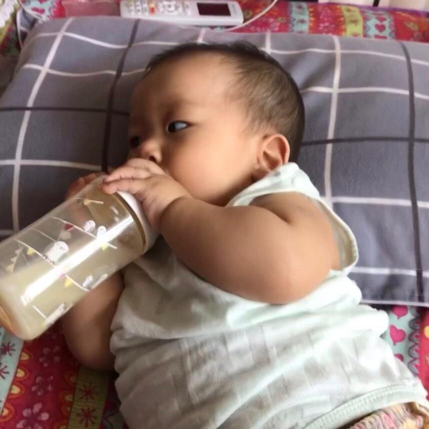 用户1645638158809