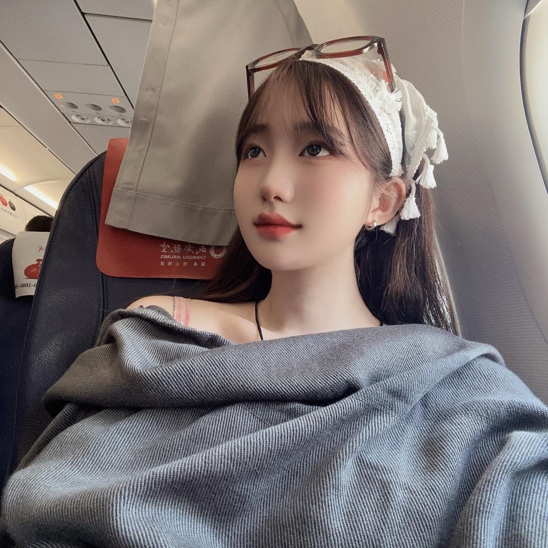 泡芙小姐