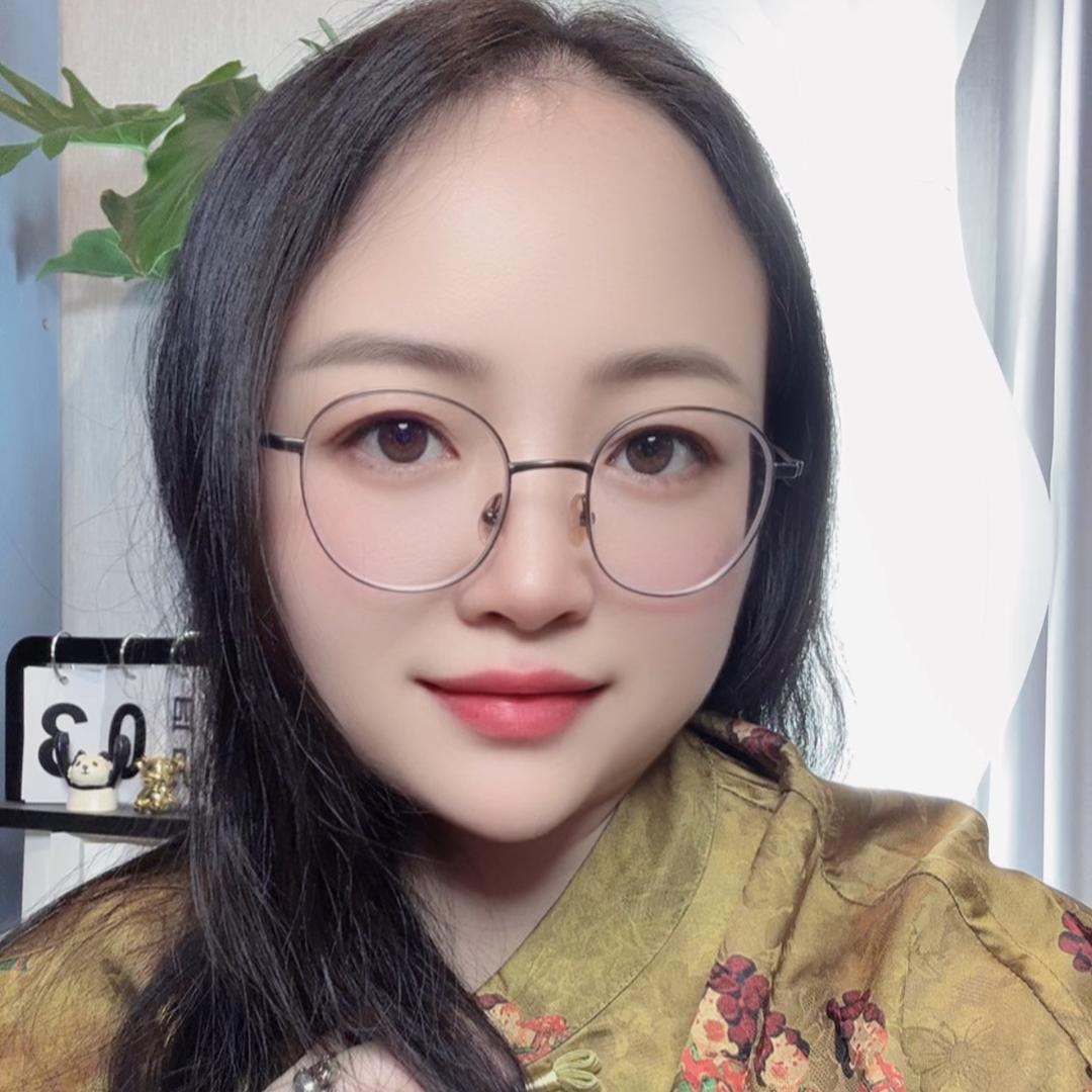 大脸飞姐