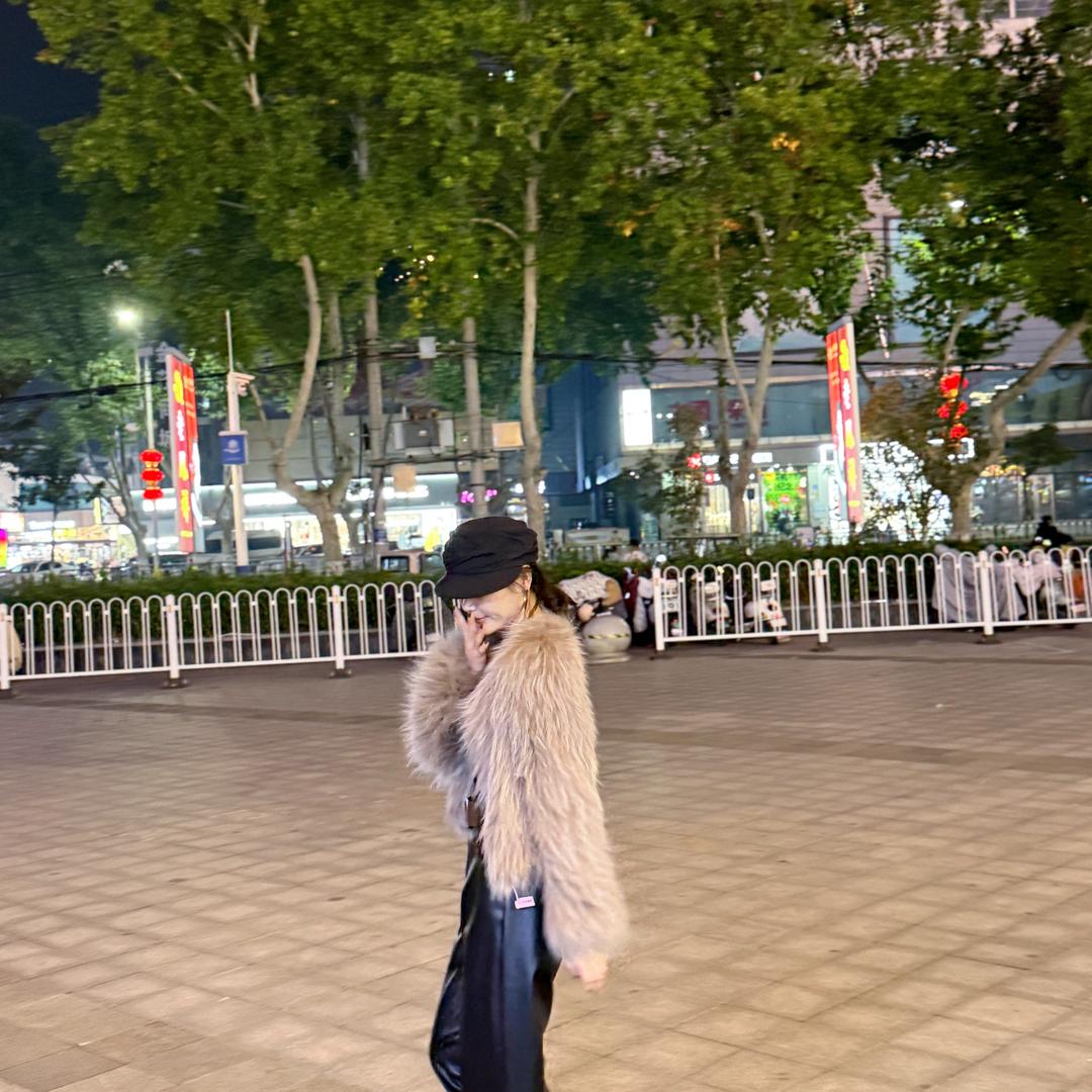 桔子衣橱服装店