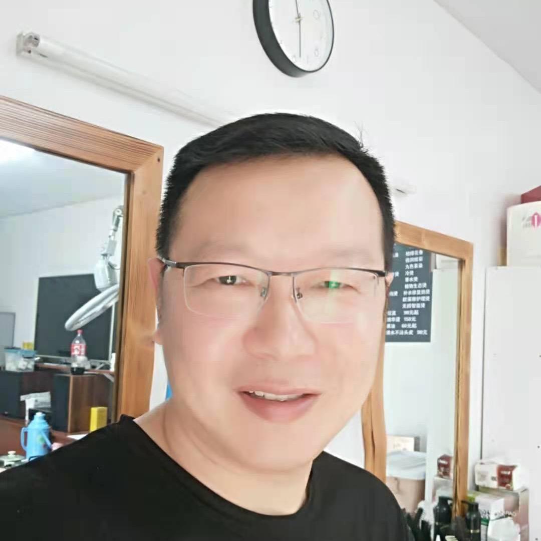 村口的Tony（托尼）😎