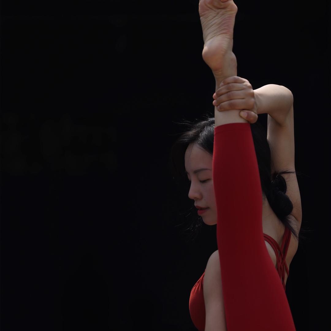 Sawa 《瑜伽小院》
