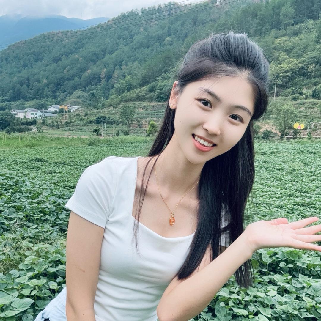 萤火虫很开心
