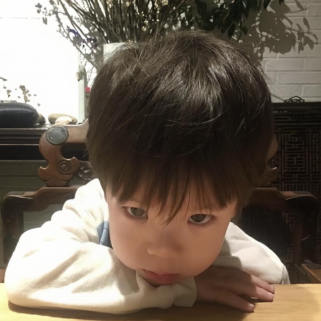 進榮.