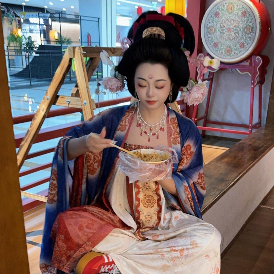 布小布