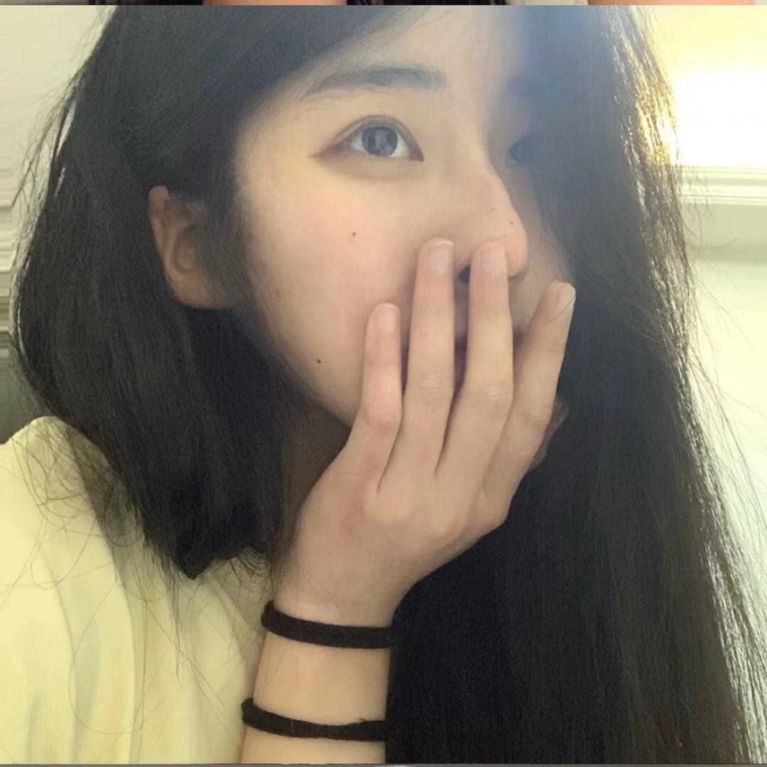 小婷/
