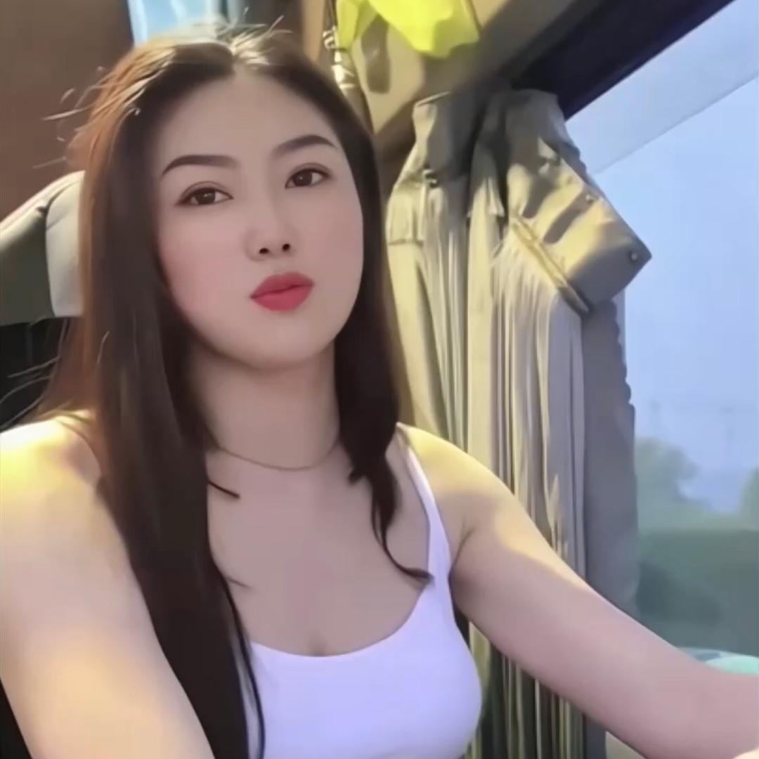 卡车女司机蒙七豆