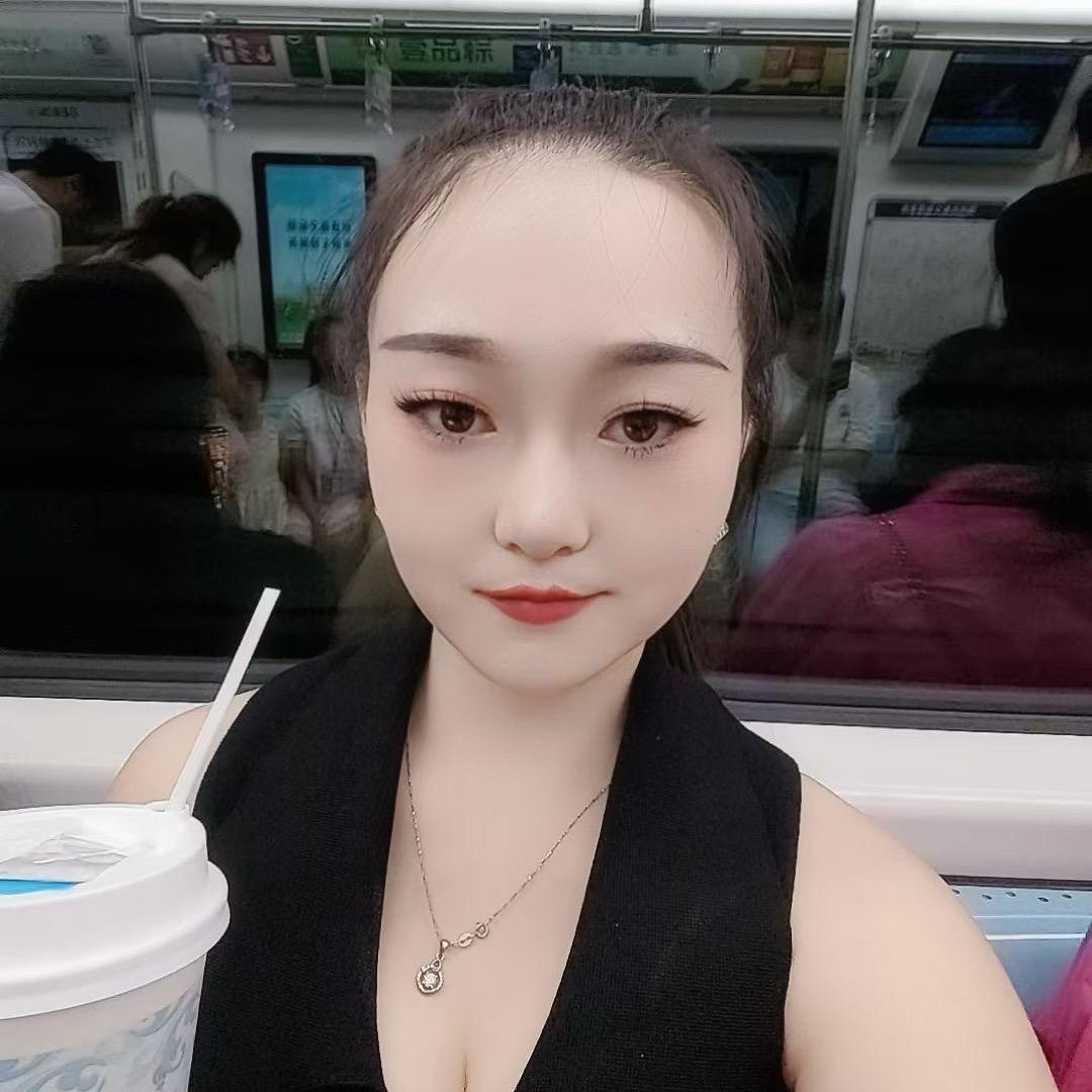 小丽采耳艺术家