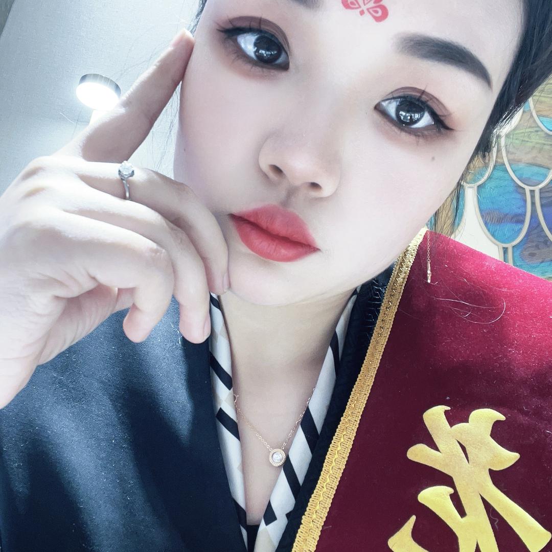 L凤祥王静