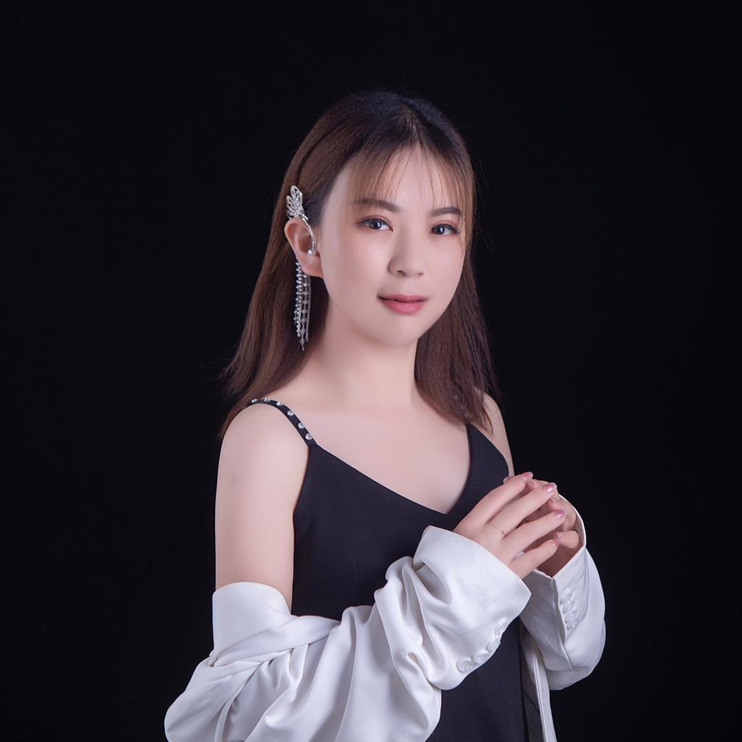 盼盼吖