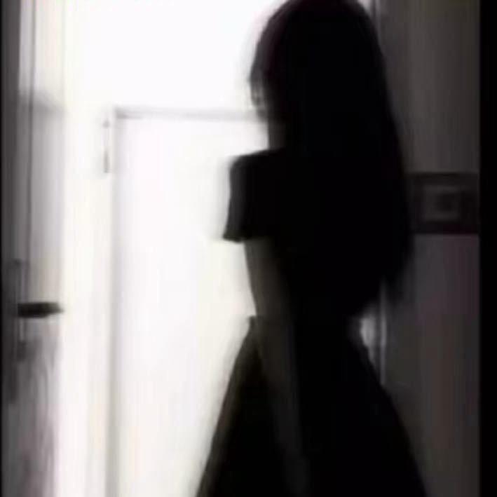 绝情小美.