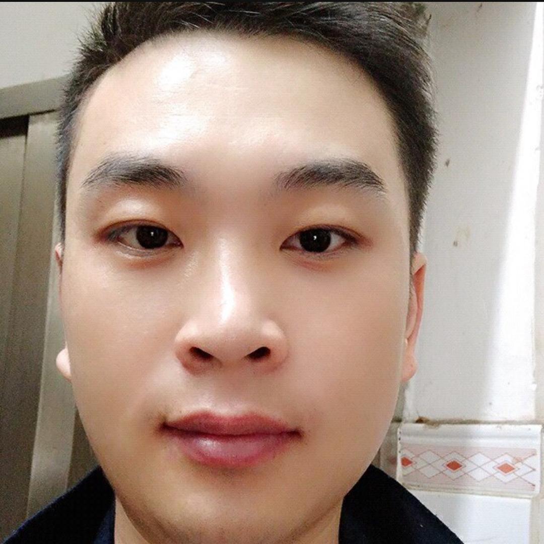 深漂龍哥