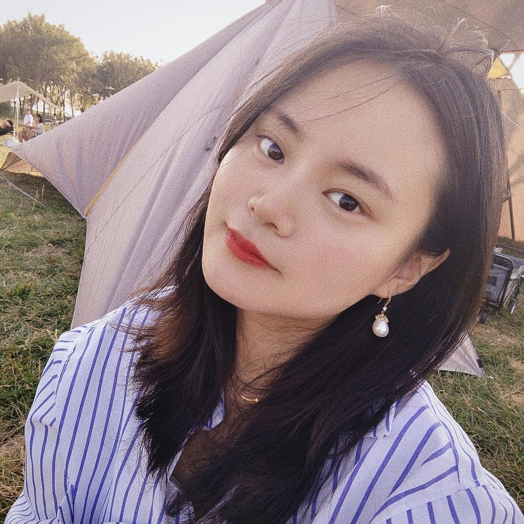 是万万吖（特斯拉跑腿）