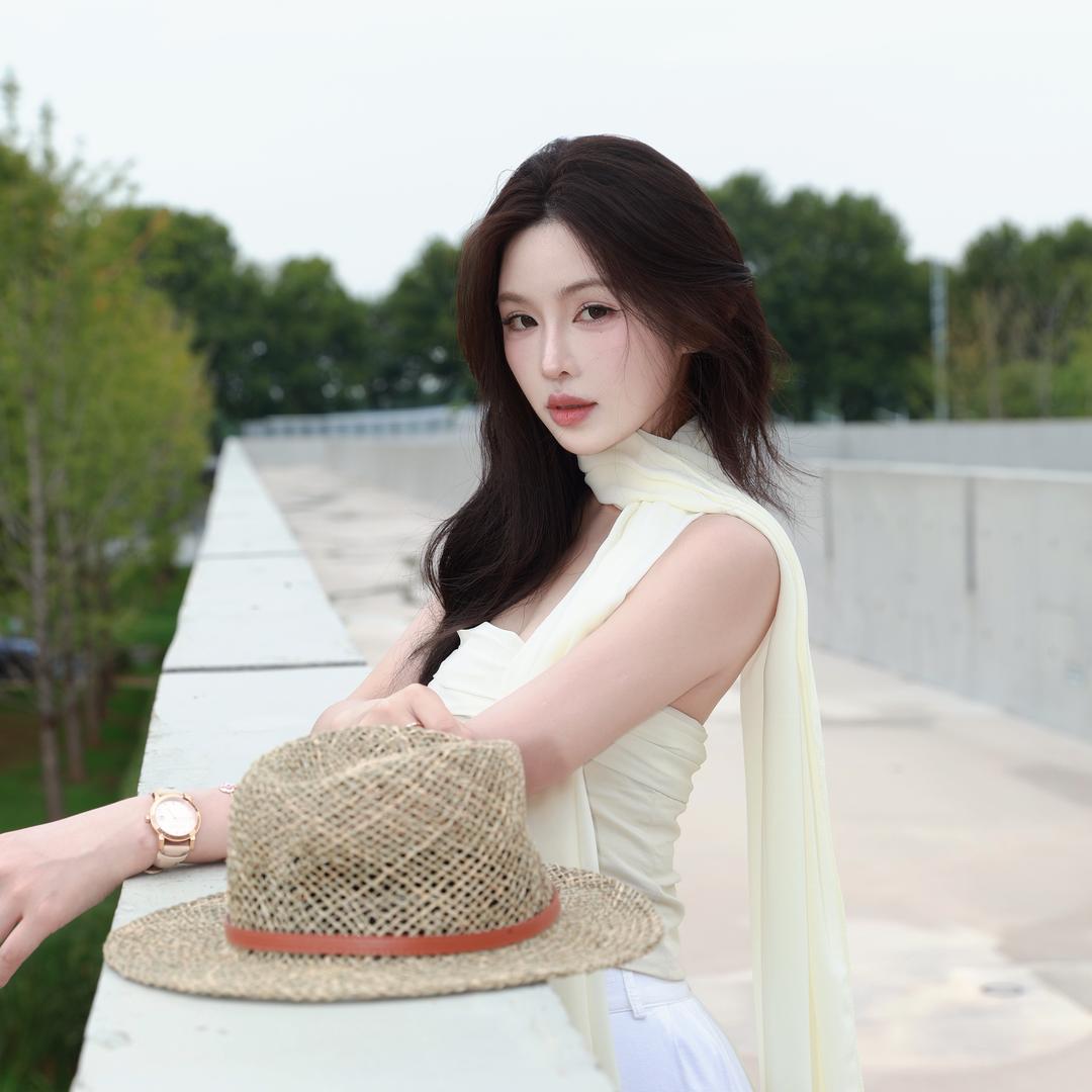 美学设计师钱小姐