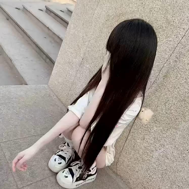 ᗜ𖥦ᗜ颖.-
