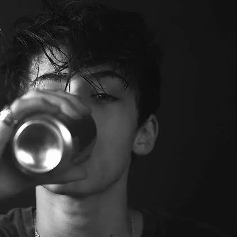 碧波微漪杏花雨