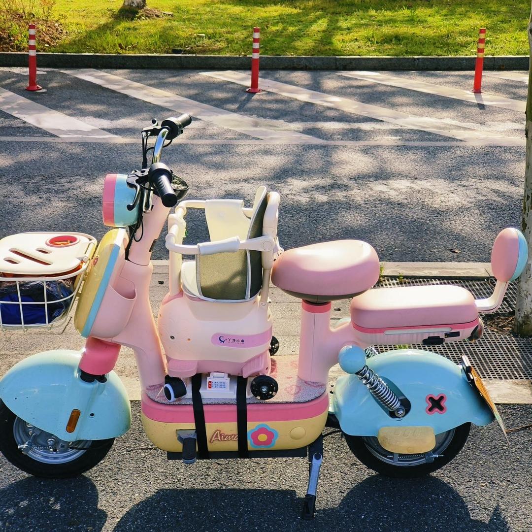 六条小鱼骑行店