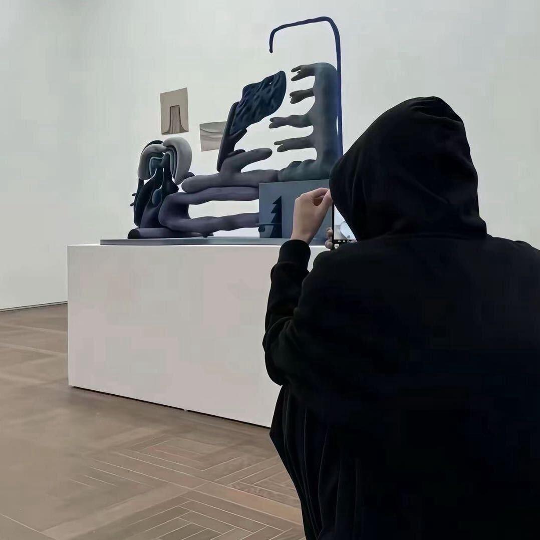 一吃一个不吱声.
