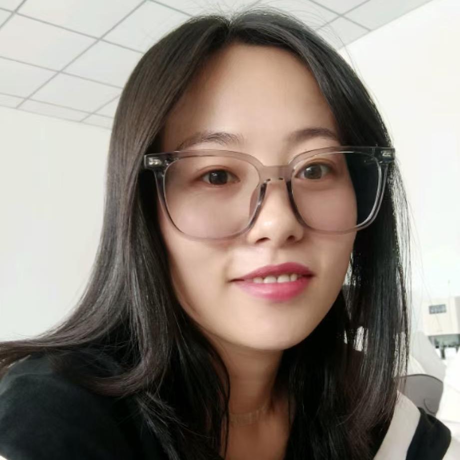 阳光灿烂的小鞠
