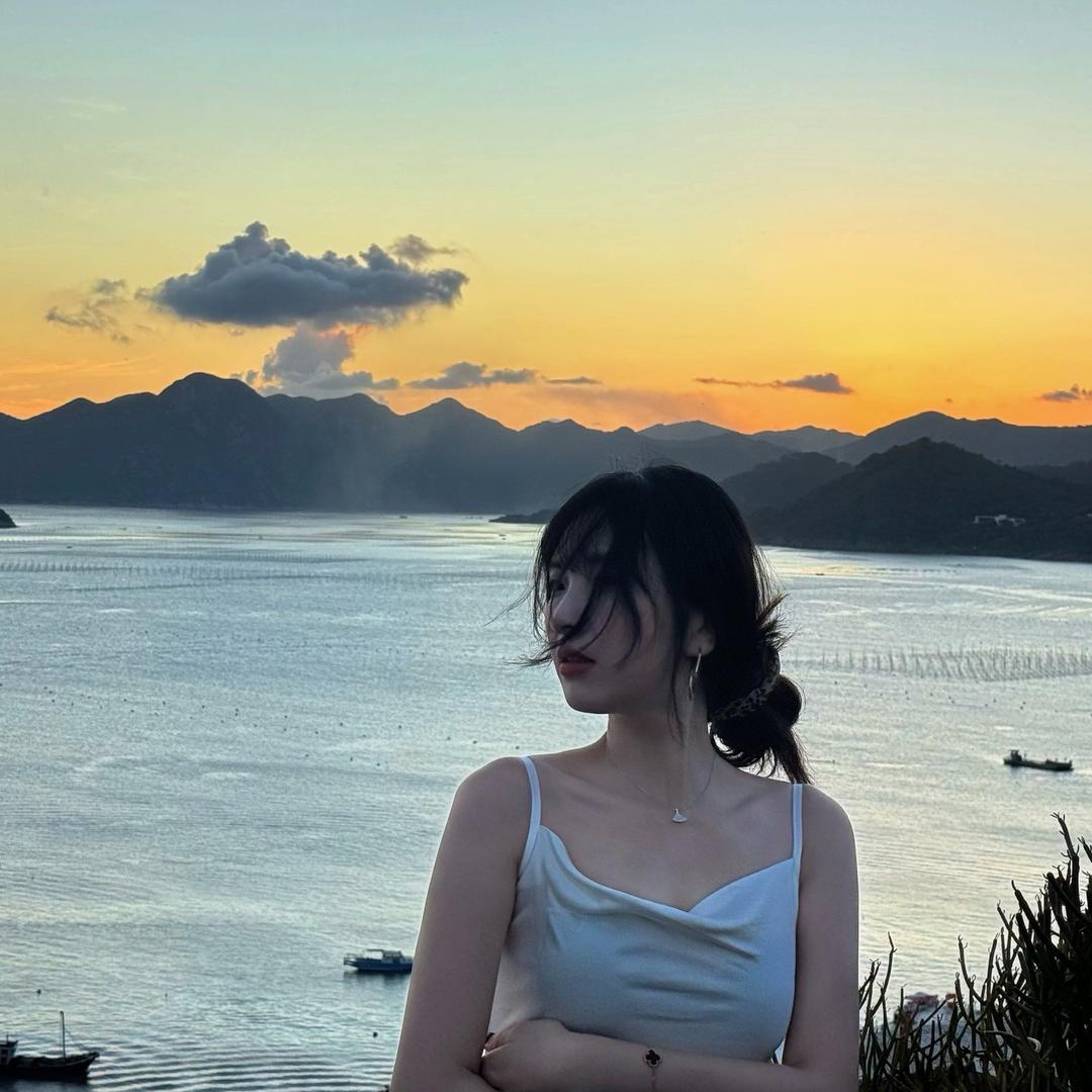 越饱越乖🍉🌮🍣🍭🍪