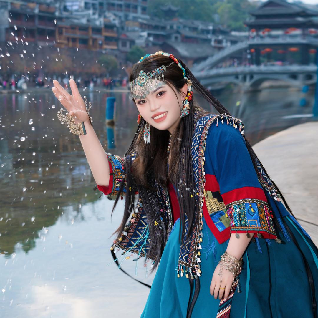 与战共星光✨