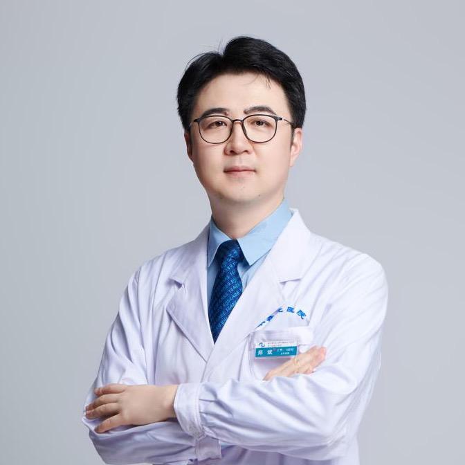 眼底病郑斌医生