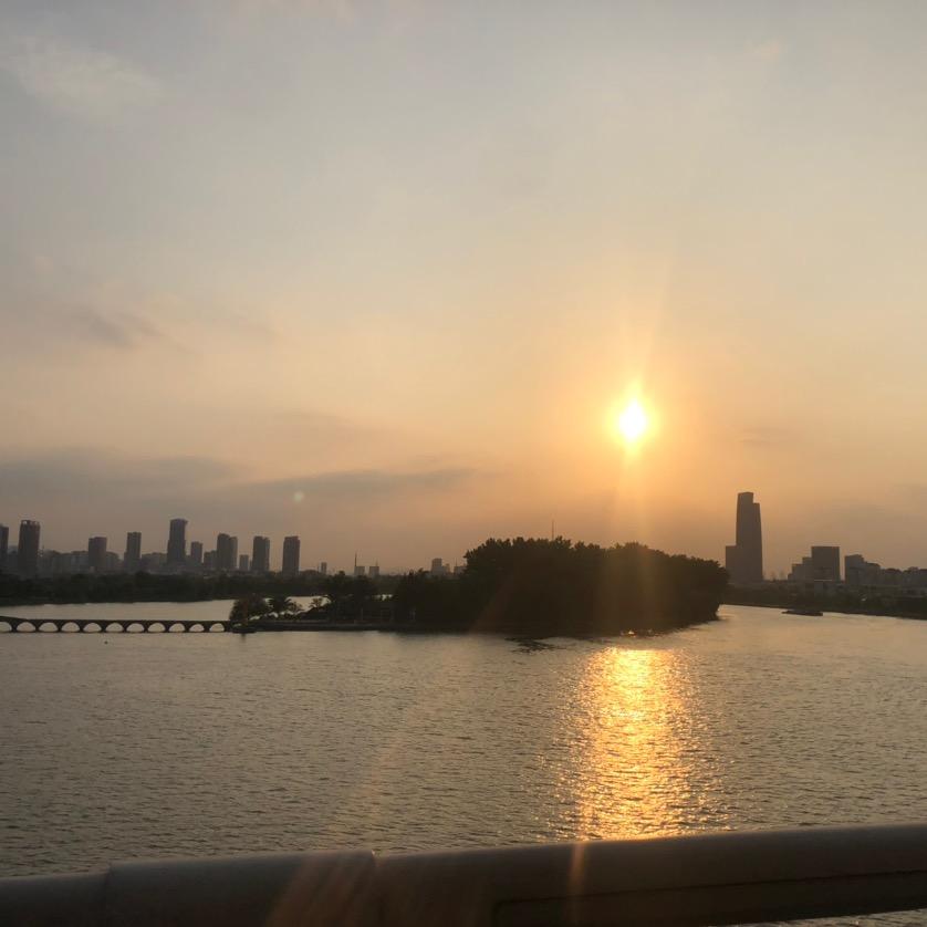 空城里