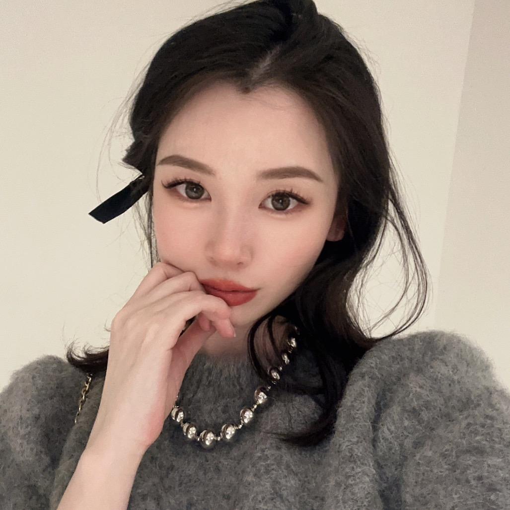Moli June