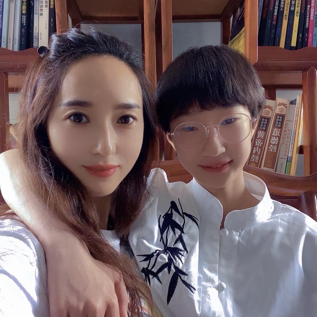 妞妞妈妈爱妞妞