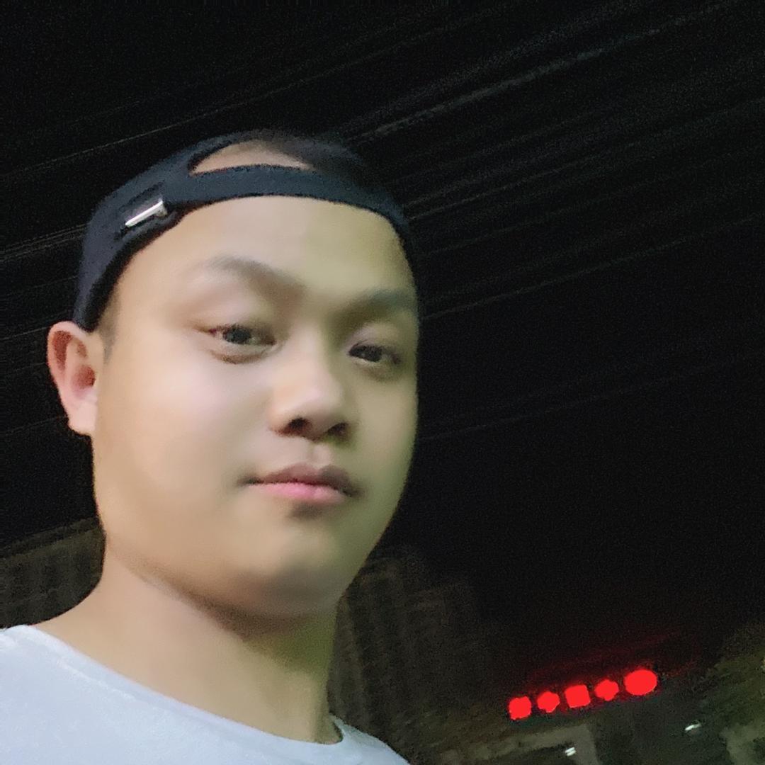 倔强こ男孩う