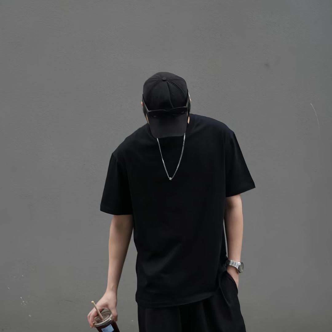 鱼七七（努力搬砖）