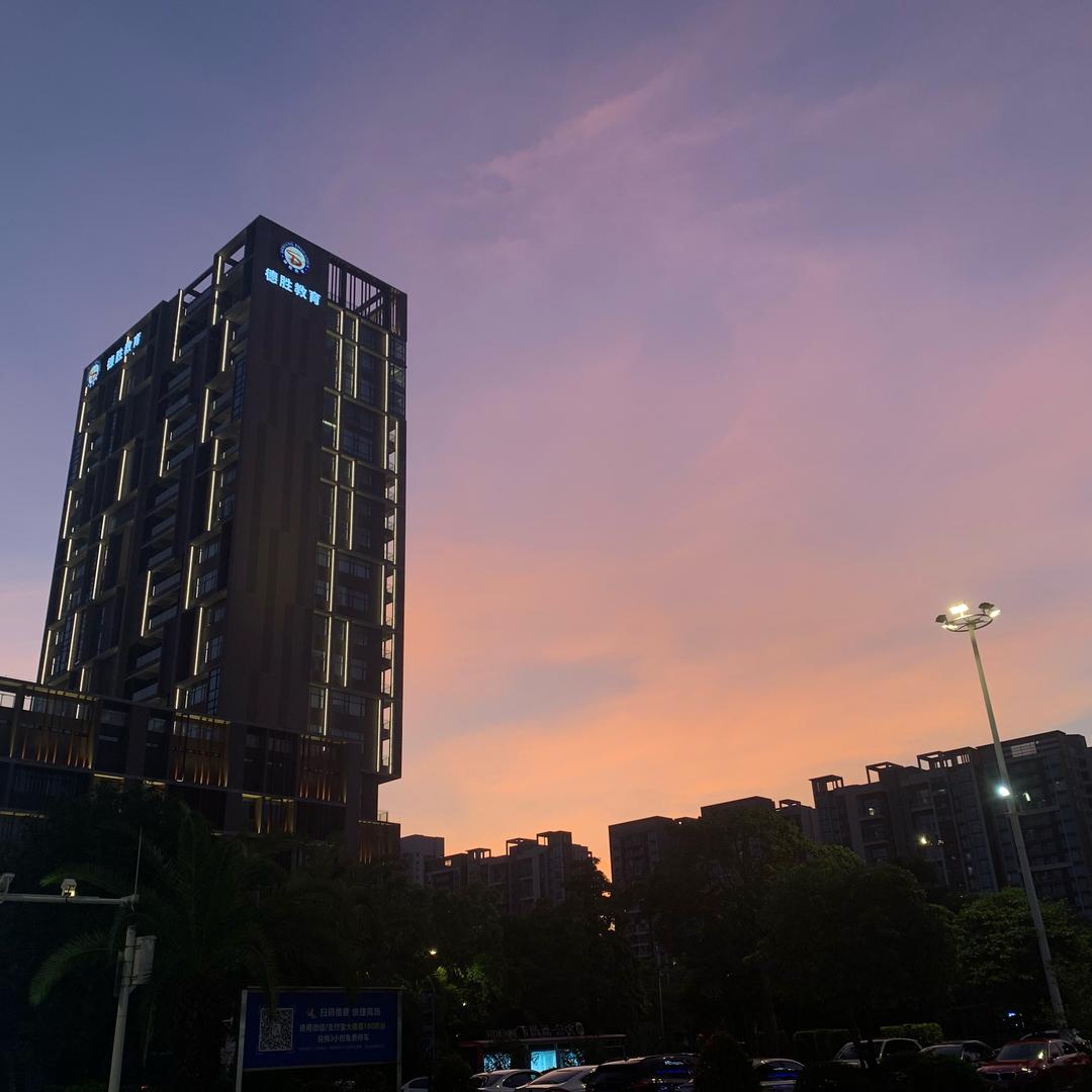 星辰潮玩小铺
