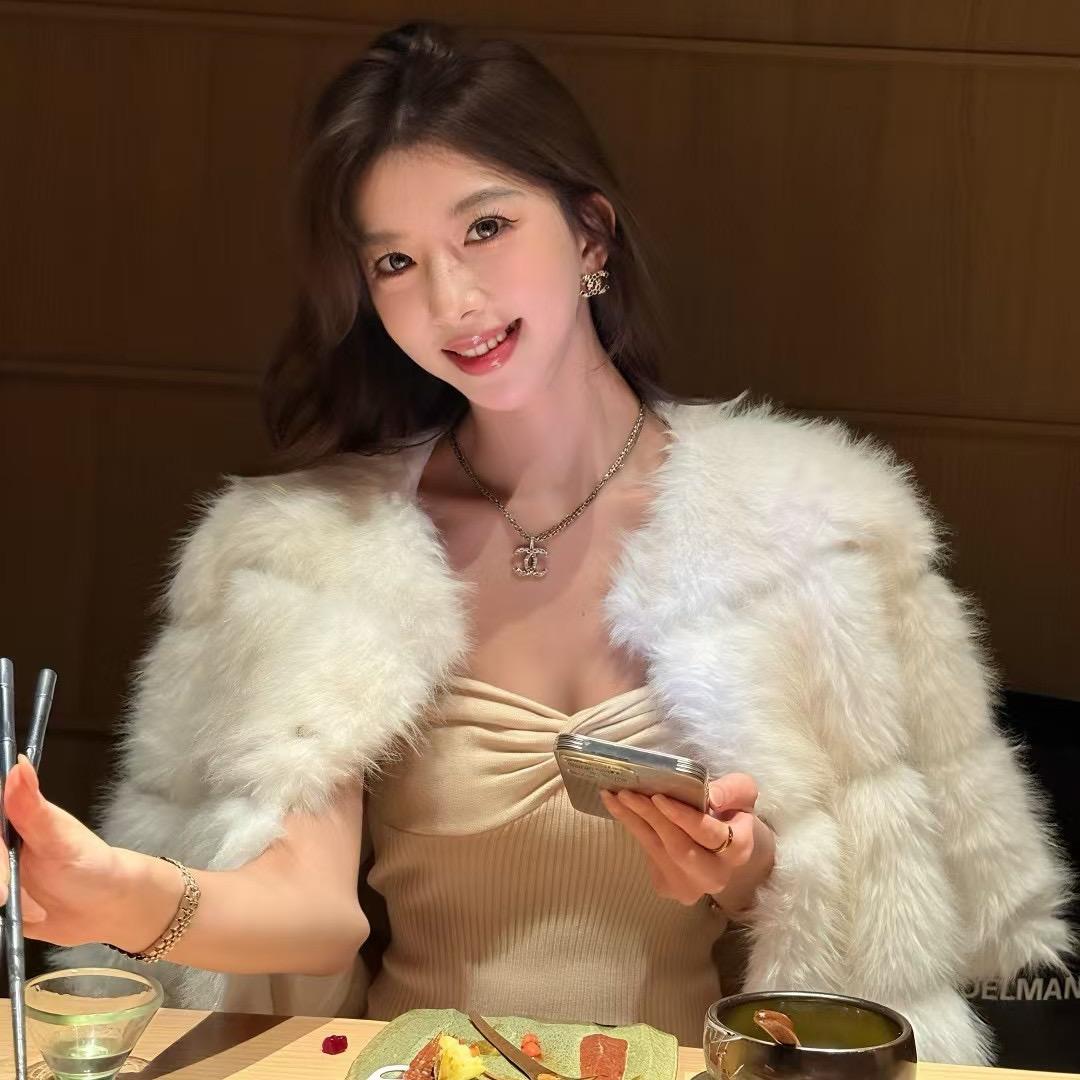 小美在干嘛