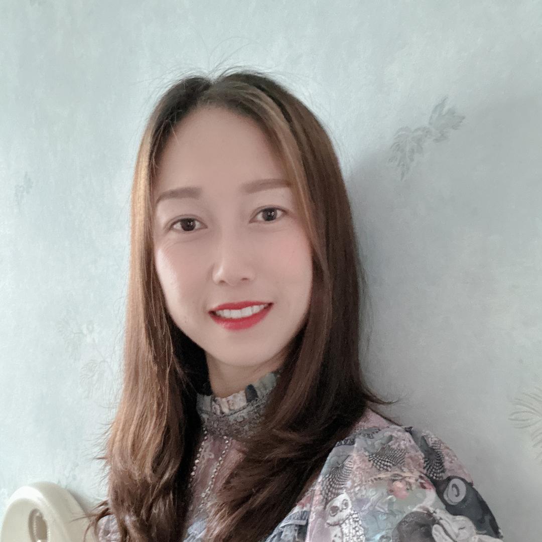 玲子体彩老板娘