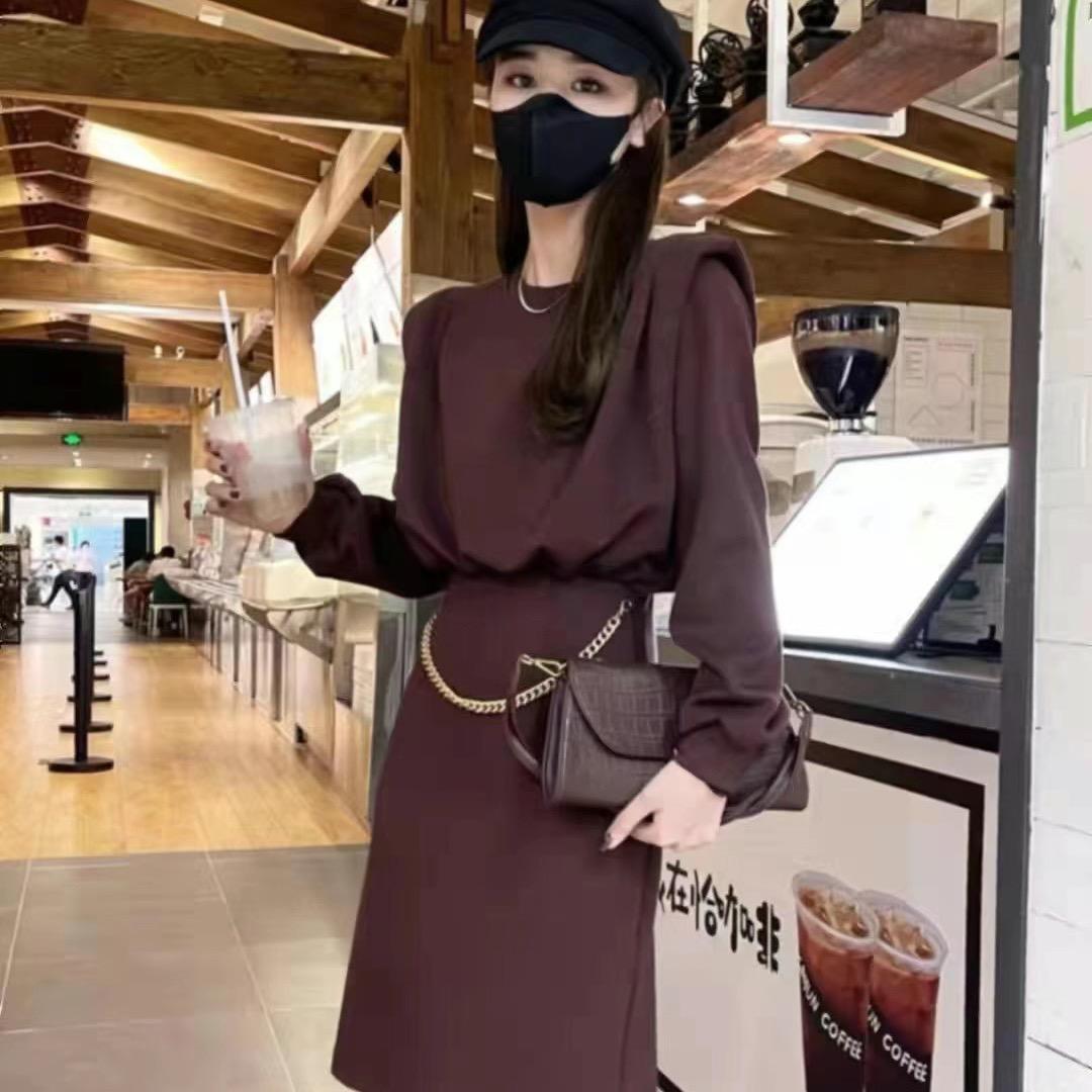 彬州市城关银轩服装店