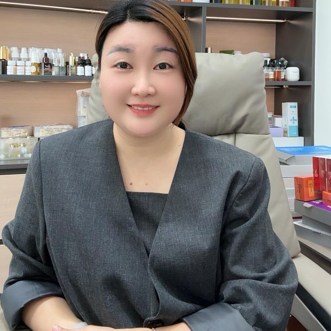 高端产品主打斑敏痘工厂