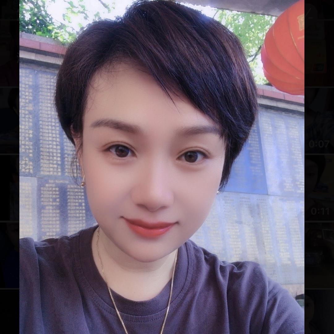 容仔