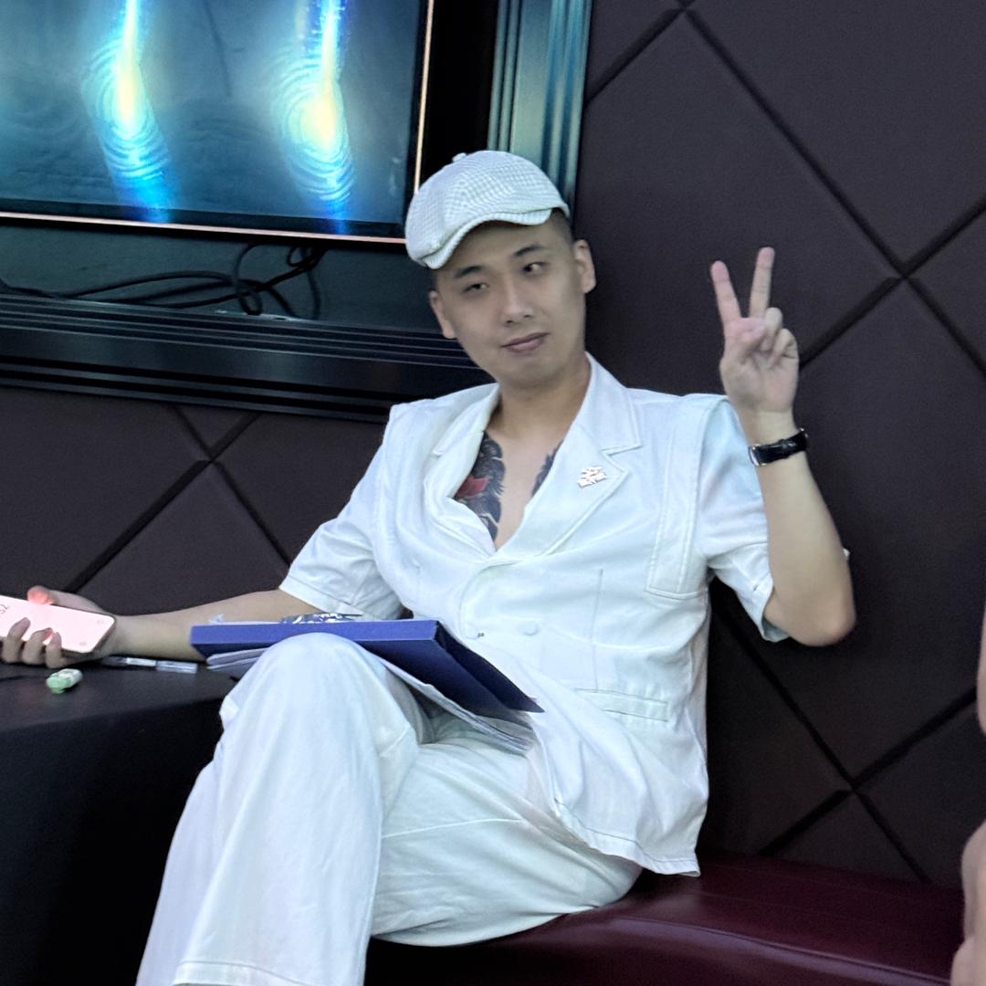 大鲨鱼混的娜