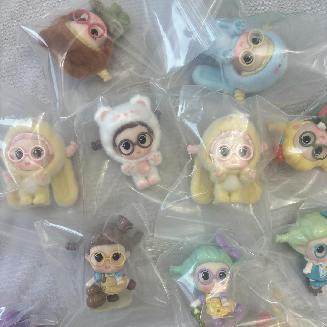 万八潮玩/接寄拍