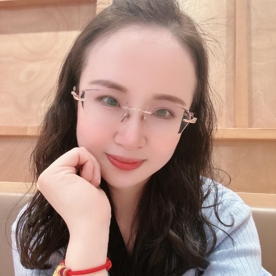 子淇爱笑☀️