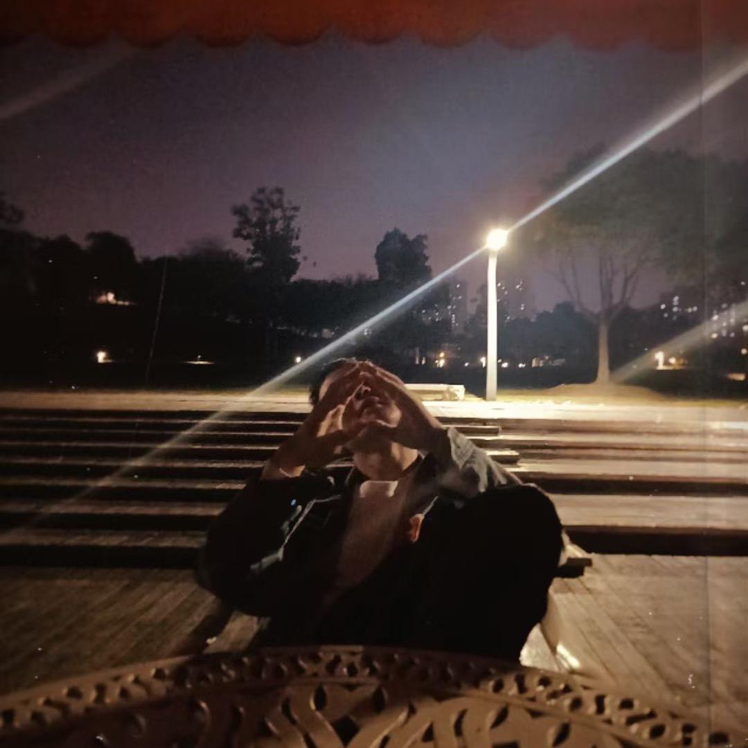 睡醒已是梦中人