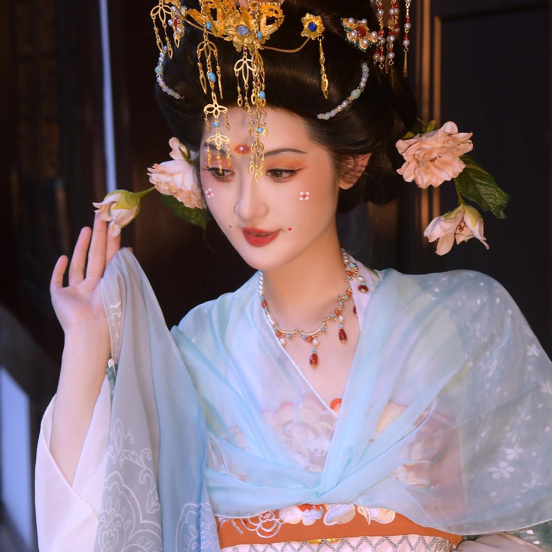 盘子美人馆