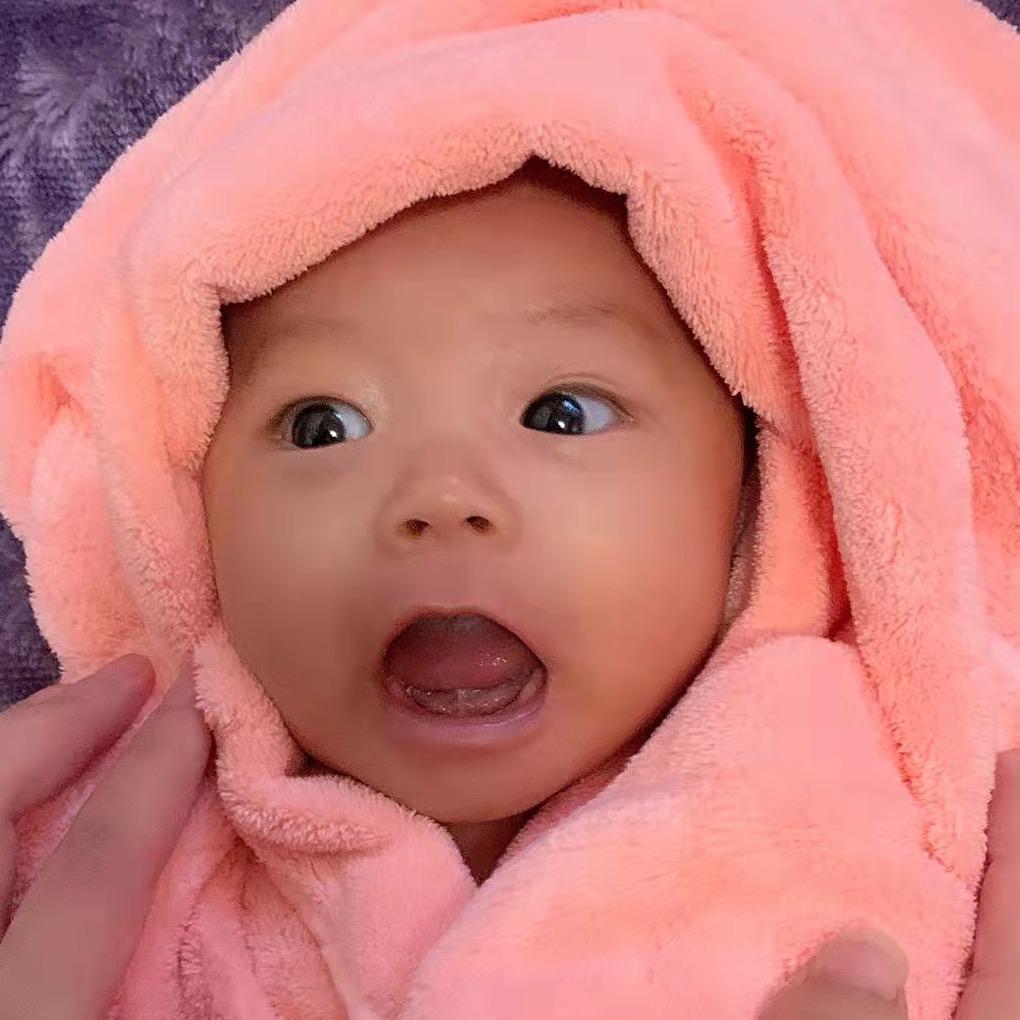 小李教的是语文吖