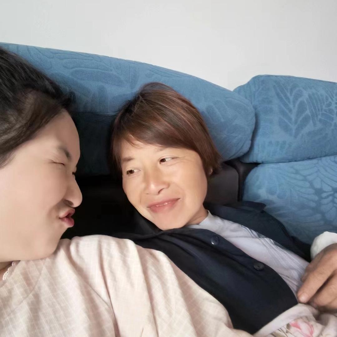 周犟犟