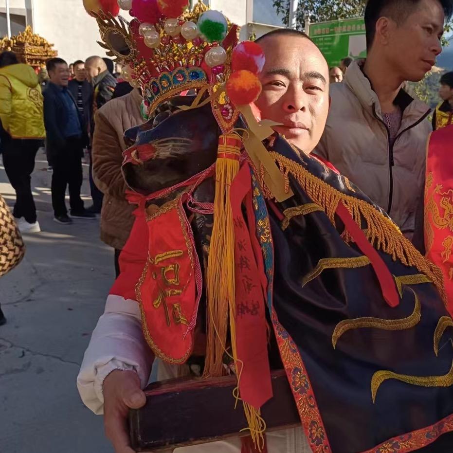 华安县文勇车行