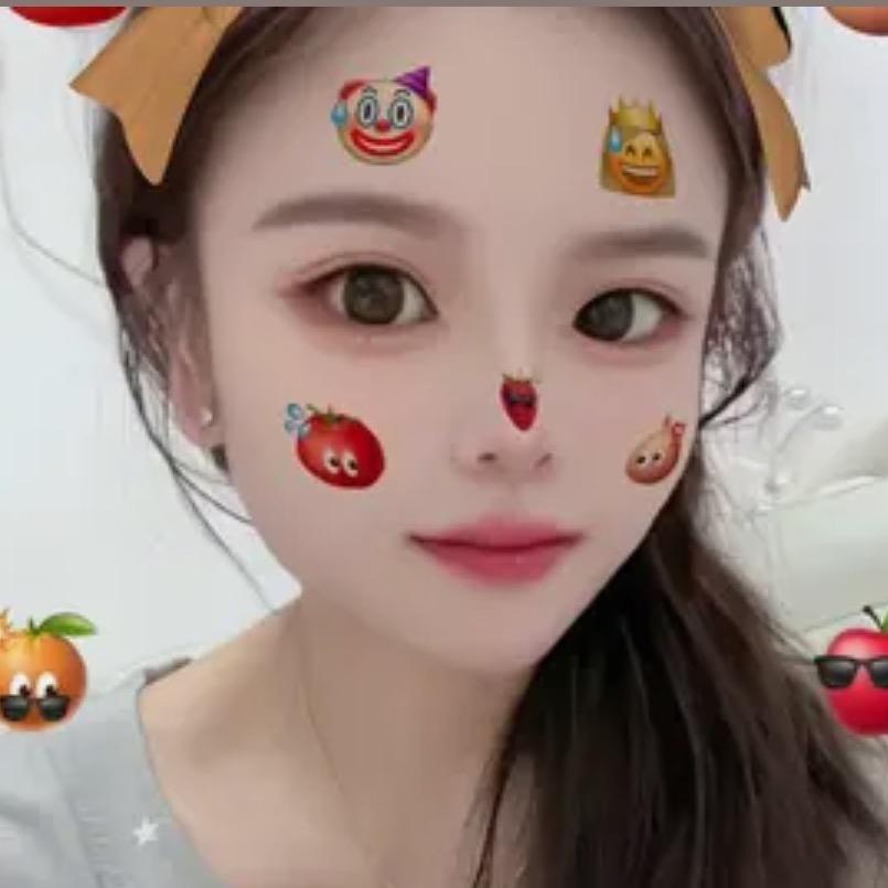 小猫🐱爱吃鱼🐟