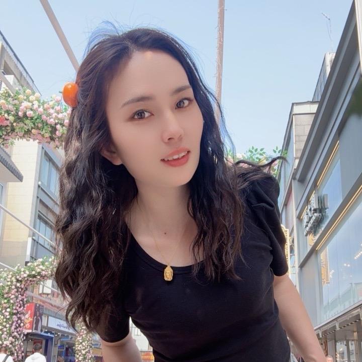小敏🍑（烧烤店老板娘）